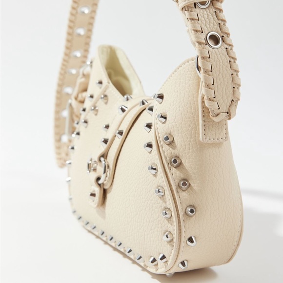 UO Beige / Cream NEVER WORN studded purse🤎🍦 perfect condition - Picture 2 of 9